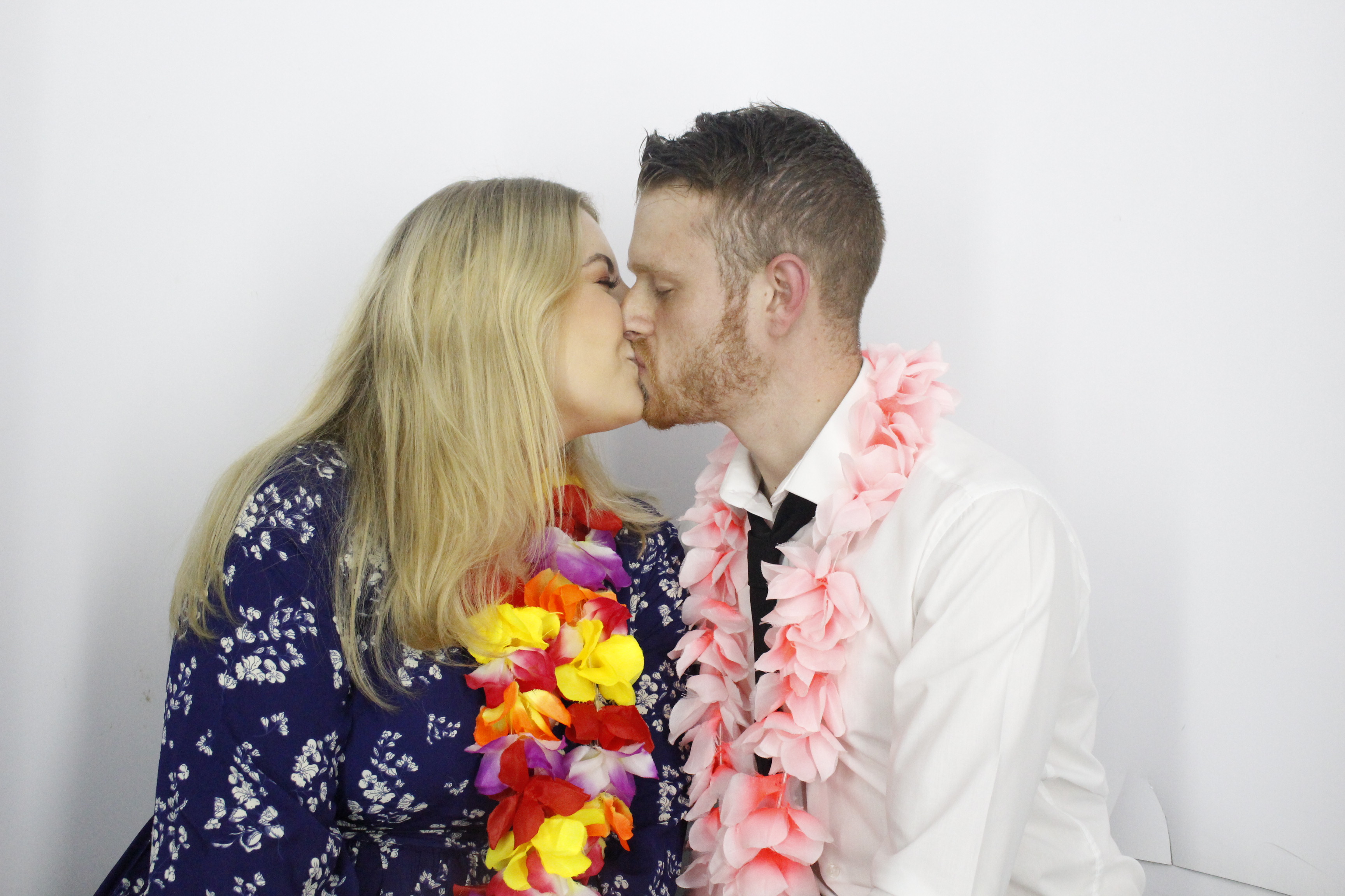 Sam & Rachel's Wedding | View more photos from the event at gallery.myphotoboothexperience.co.uk/u/MyPhotoBoothExperienceLtd/Sam-Rachels-Wedding